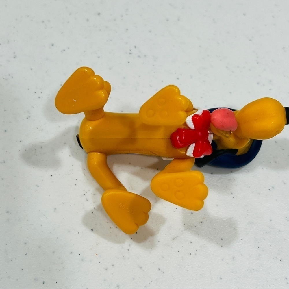 Vintage 1993 Pluto with Beret Action Figure Toy Disney Epcot Center - Picture 2 of 3